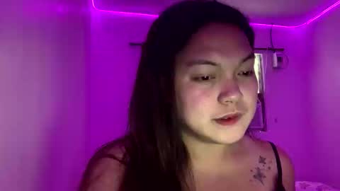 Snapshot of barbielovesyou_xx chatting on 05-27-26, 04:31 Belle online show from 05-27-26, 04:31
