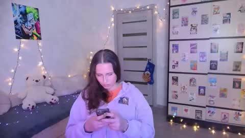 barbiepie online show from 12-15-25, 05:39