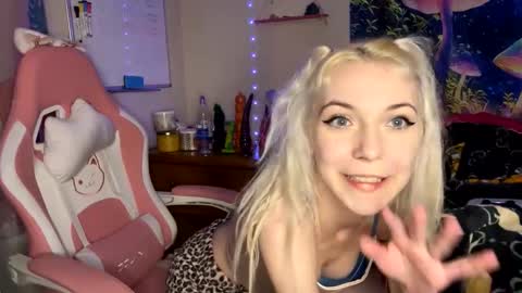 barbieswrld_420 online show from 11-16-25, 03:01
