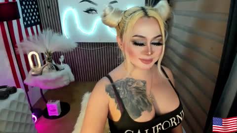 Snapshot of barbietop_alexa69 chatting on 09-23-25, 10:57 Miss Alexa Fields online show from 09-23-25, 10:57