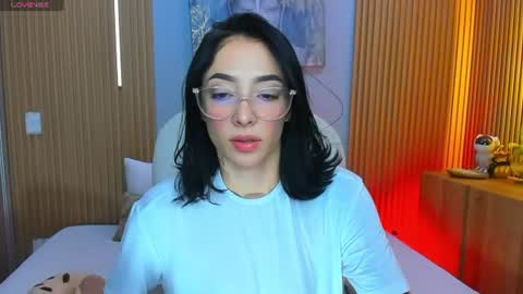 Snapshot of barbiie_scoth chatting on 06-17-26, 08:21 Barbie Scot online show from 06-17-26, 08:21