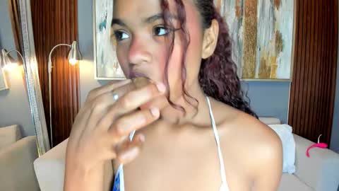 Luna online show from 03-05-26, 07:54