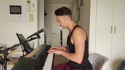 Snapshot of barebritpianist chatting on 12-19-25, 03:13 BareBritPianist online show from 12-19-25, 03:13