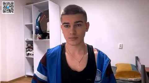 Snapshot of barepulse chatting on 12-18-25, 07:31 Eric online show from 12-18-25, 07:31