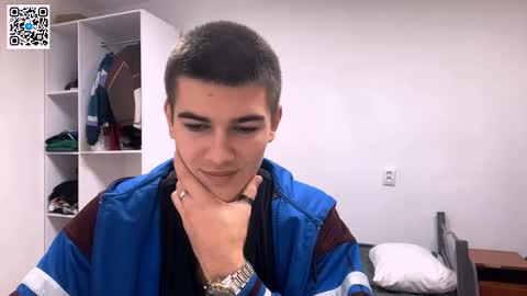 Snapshot of barepulse chatting on 01-09-26, 08:21 Eric online show from 01-09-26, 08:21