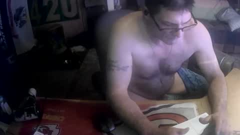 Snapshot of barewood30s chatting on 03-15-26, 09:15 Barewood30s online show from 03-15-26, 09:15