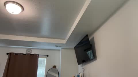 chicka online show from 02-07-25, 04:46