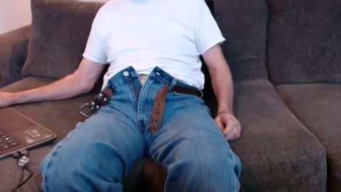 Snapshot of baronred54 chatting on 12-18-25, 04:57 Baron online show from 12-18-25, 04:57