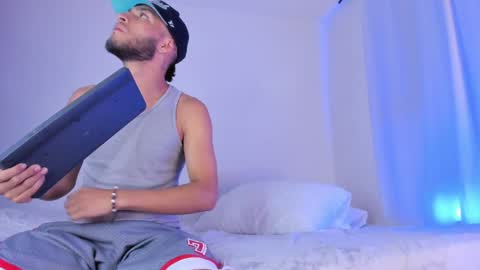 Snapshot of barrymichaels chatting on 01-06-25, 05:41 Bruce online show from 01-06-25, 05:41