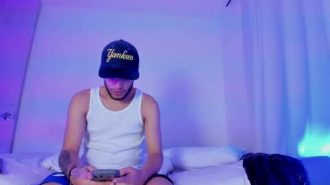 Snapshot of barrymichaels chatting on 09-21-25, 05:42 Bruce online show from 09-21-25, 05:42