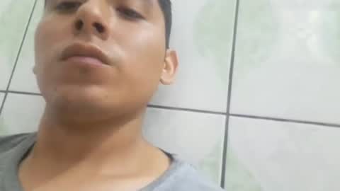 Snapshot of basic2001 chatting on 12-12-24, 10:31 Marcos online show from 12-12-24, 10:31