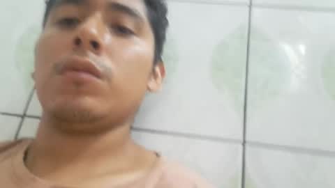 Snapshot of basic2001 chatting on 02-09-26, 01:20 Marcos online show from 02-09-26, 01:20