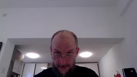 Snapshot of basiccamguy chatting on 04-09-26, 07:58 basiccamguy online show from 04-09-26, 07:58