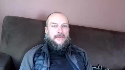 Snapshot of basiccamguy chatting on 04-28-26, 10:09 basiccamguy online show from 04-28-26, 10:09