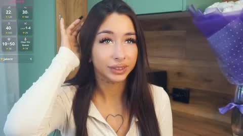 Snapshot of basswaves chatting on 04-27-26, 06:00 Maria online show from 04-27-26, 06:00