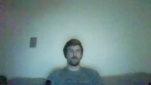 Snapshot of basteleus1 chatting on 02-06-25, 05:35 basteleus1 online show from 02-06-25, 05:35