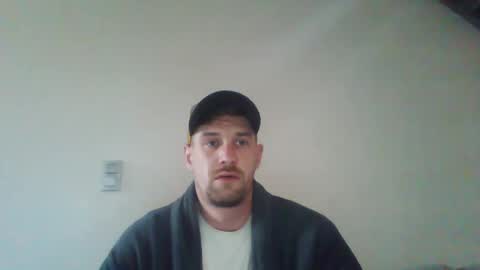 Snapshot of basteleus1 chatting on 02-25-25, 08:03 basteleus1 online show from 02-25-25, 08:03