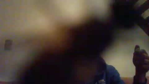 Snapshot of basteleus1 chatting on 10-03-25, 09:01 basteleus1 online show from 10-03-25, 09:01