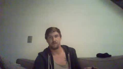 Snapshot of basteleus1 chatting on 01-17-26, 02:49 basteleus1 online show from 01-17-26, 02:49