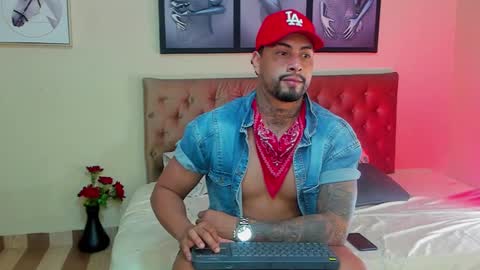 bastian_jones1 online show from 12-23-24, 02:45