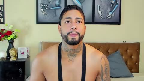 bastian_jones1 online show from 02-23-25, 11:04