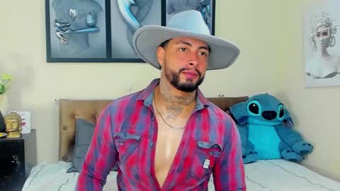 bastian_jones1 online show from 03-11-25, 01:05