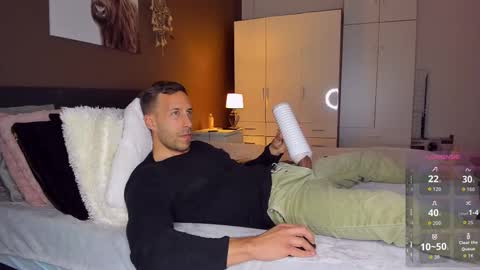 Snapshot of batboyrob chatting on 09-27-25, 09:31 Rob online show from 09-27-25, 09:31