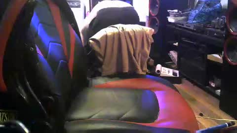 baterboy8687 online show from 09-10-25, 06:57