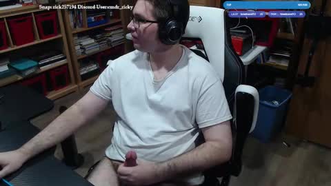 Ricky online show from 11-15-25, 04:25