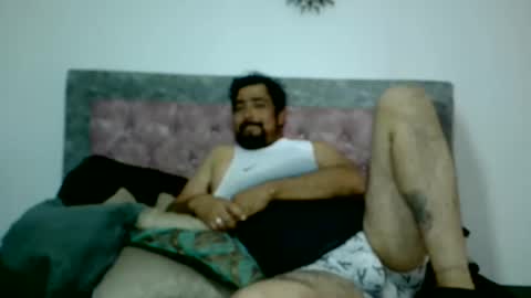 Snapshot of batery82 chatting on 03-09-25, 04:00 batery82 online show from 03-09-25, 04:00