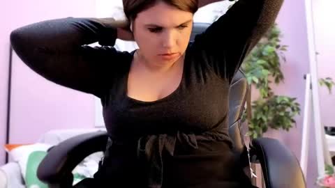 battymoll online show from 04-16-26, 09:39