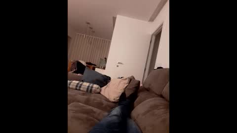 Snapshot of baxter78 chatting on 12-17-24, 11:27 baxter78 online show from 12-17-24, 11:27