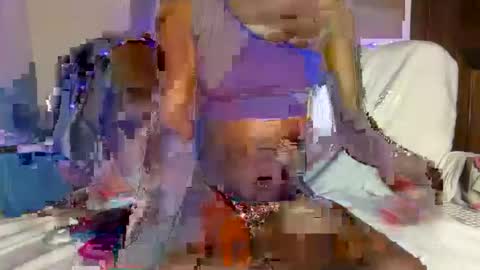 Snapshot of bayofdarkness chatting on 11-02-25, 04:37 BayofDarkness online show from 11-02-25, 04:37