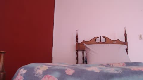 Snapshot of bayonette_black chatting on 10-02-25, 12:12 bayonette_black online show from 10-02-25, 12:12