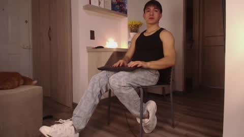 Snapshot of bayron_77 chatting on 01-15-26, 02:16 Bayron online show from 01-15-26, 02:16