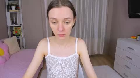 Snapshot of bb_lourels_ chatting on 03-04-26, 06:36 Lourel I will be here on and online show from 03-04-26, 06:36