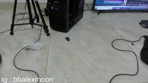 alex independent model   ig bbalexmoon online show from 12-14-24, 04:42