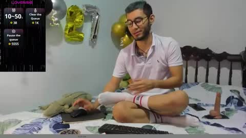 alex independent model   ig bbalexmoon online show from 12-16-24, 11:55