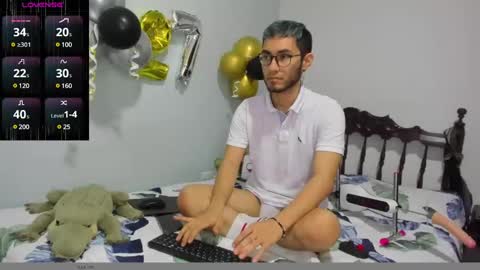 alex independent model   ig bbalexmoon online show from 12-16-24, 03:00