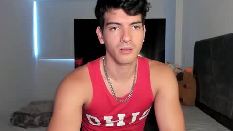 Valentino online show from 10-18-25, 09:15