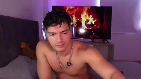 Valentino online show from 01-16-26, 09:08