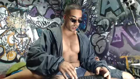 Snapshot of bbc_monster1 chatting on 03-05-25, 11:17 Justin online show from 03-05-25, 11:17