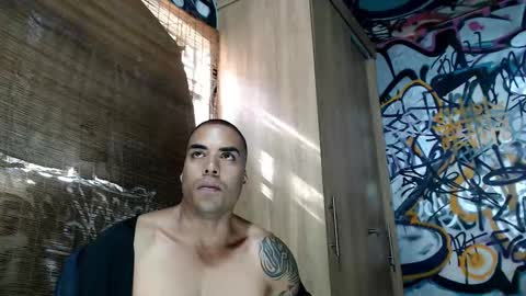 Snapshot of bbc_monster1 chatting on 09-16-25, 08:10 Justin online show from 09-16-25, 08:10