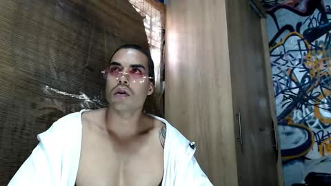 Snapshot of bbc_monster1 chatting on 10-01-25, 05:41 Justin online show from 10-01-25, 05:41