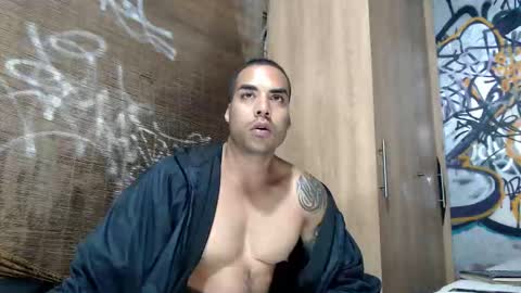 Snapshot of bbc_monster1 chatting on 10-28-25, 02:04 Justin online show from 10-28-25, 02:04