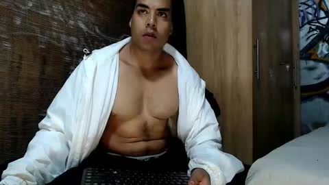 Snapshot of bbc_monster1 chatting on 11-17-25, 04:46 Justin online show from 11-17-25, 04:46