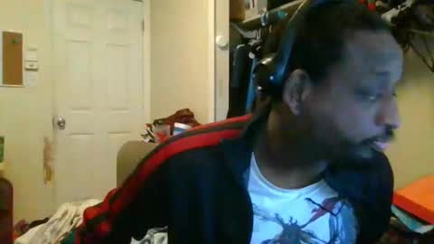 rocker n queen online show from 01-28-25, 08:36