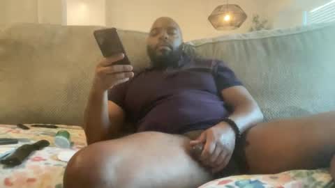 Snapshot of bbcfun44 chatting on 02-05-25, 10:44 Zaddy online show from 02-05-25, 10:44