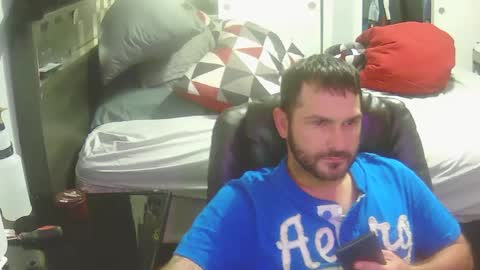 Snapshot of bbd198528 chatting on 10-12-25, 02:43 bbd198528 online show from 10-12-25, 02:43