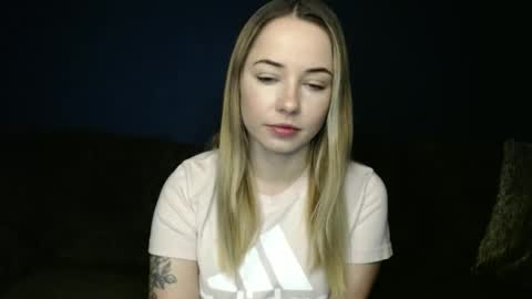 Snapshot of bbgirlnextdoor chatting on 01-05-26, 06:33 bbgirlnextdoor online show from 01-05-26, 06:33